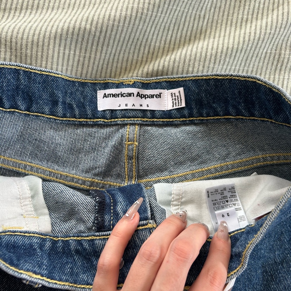 American Apparel high waisted shorts - Picture 4 of 4